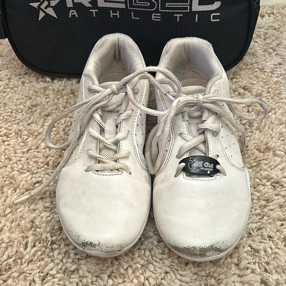 Rebel cheer shoes Y3